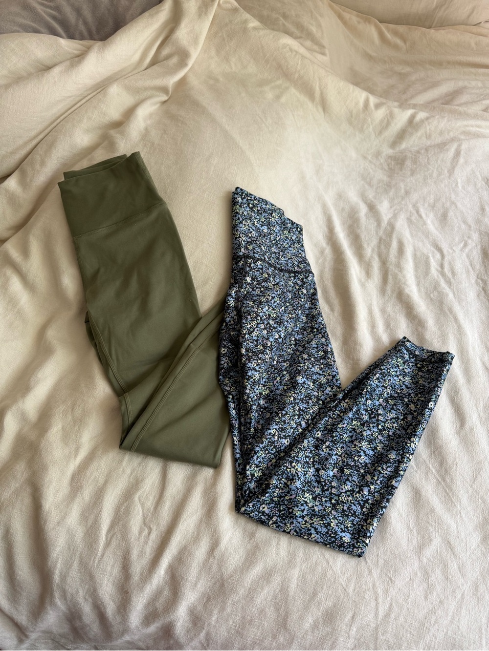 SET OF 2 GILLY HICKS HIGH WAISTED LEGGINGS